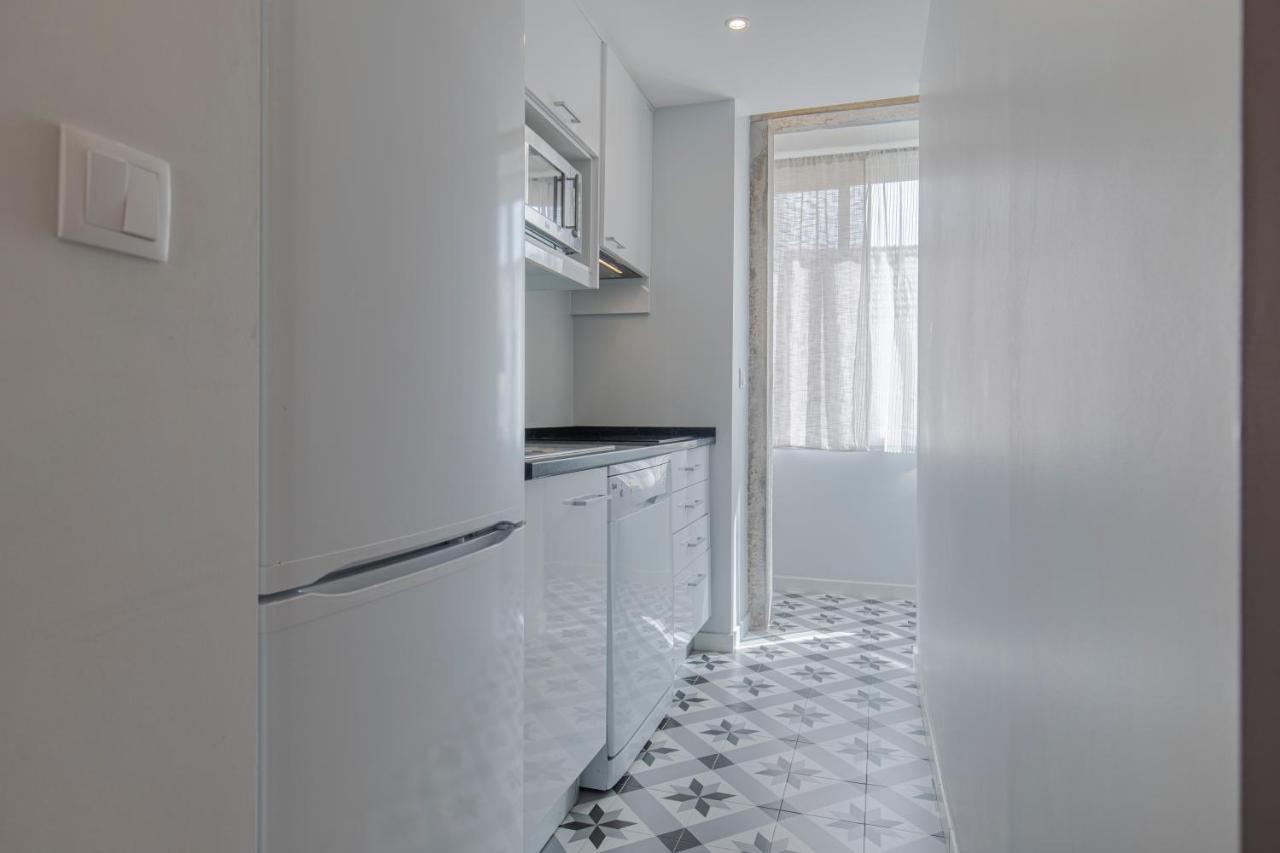 Graceful 2Bdr Duplex Apartment By Lovelystay Lissabon Buitenkant foto
